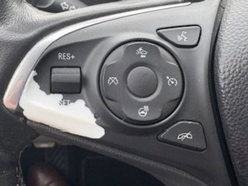 Used 2018 Buick Regal Essence w/ Driver Confidence Package #1 image 6