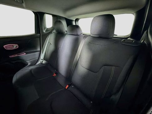 Used 2023 Jeep Renegade Latitude w/ Premium Group AWD/4WD image 25