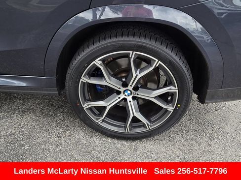 Used 2021 BMW X6 xDrive40i w/ M Sport Package AWD/4WD image 12