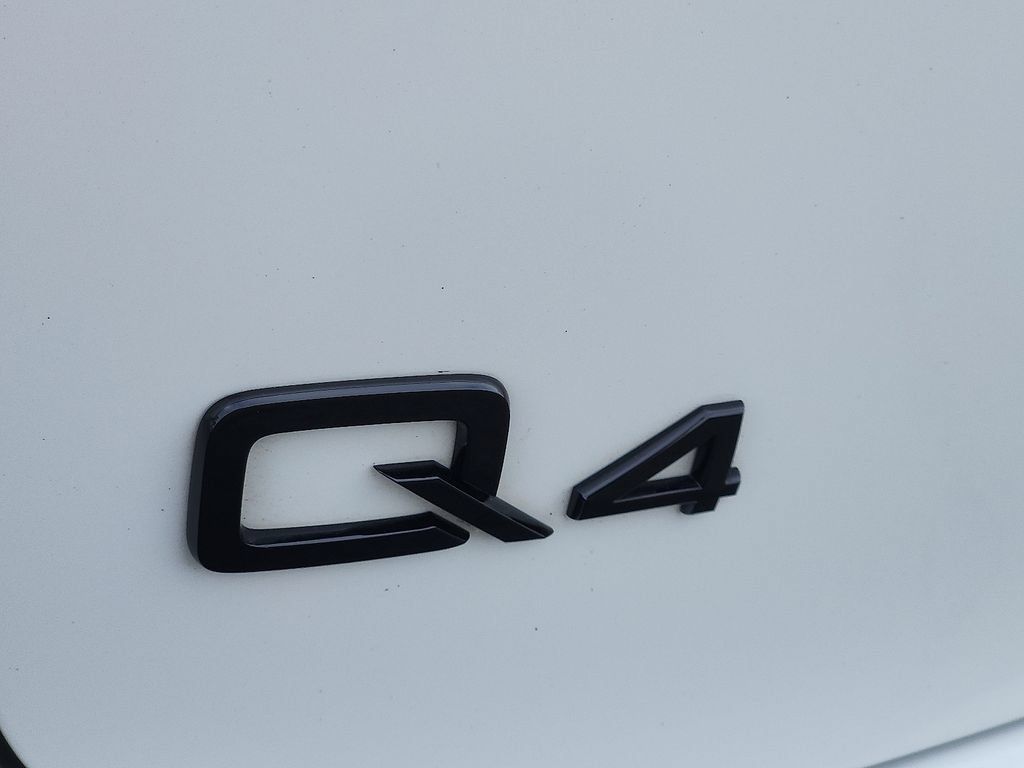 Used 2023 Audi Q4 e-tron Premium Plus w/ Premium Plus AWD/4WD image 28