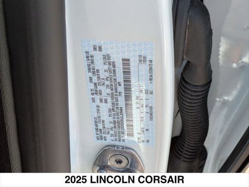 New 2025 Lincoln Corsair Grand Touring image 15