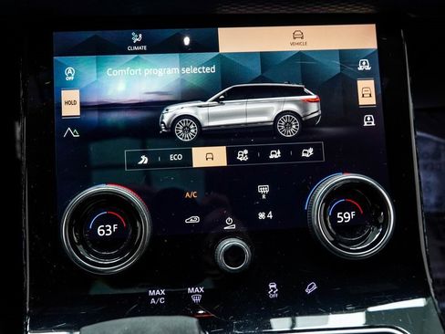 Used 2021 Land Rover Range Rover Velar R-Dynamic S image 19