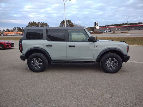 Used 2024 Ford Bronco Big Bend image 6