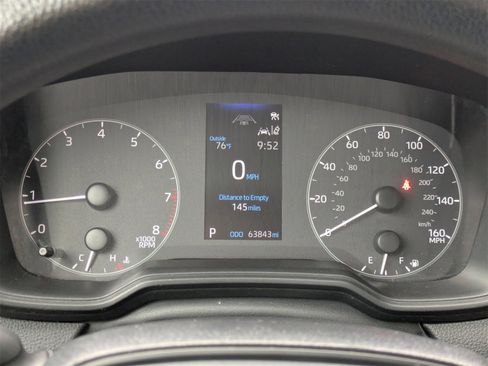 Used 2023 Toyota Corolla LE image 30