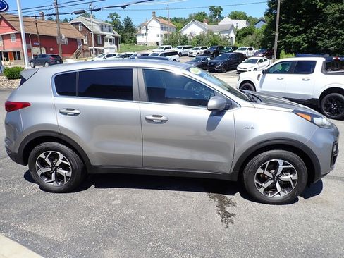Used 2020 Kia Sportage LX AWD/4WD image 8