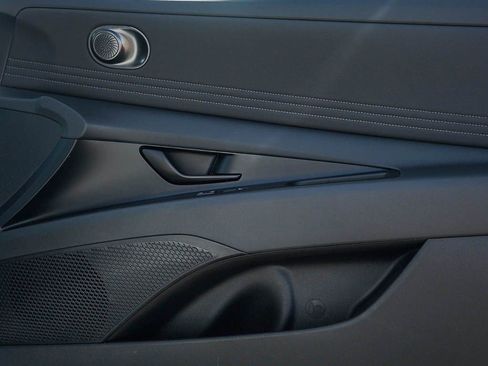 New 2026 Hyundai Elantra Sport FWD image 8