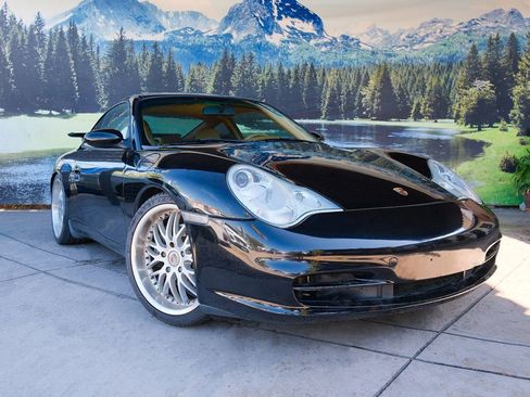 Used 2002 Porsche 911 Carrera RWD image 3
