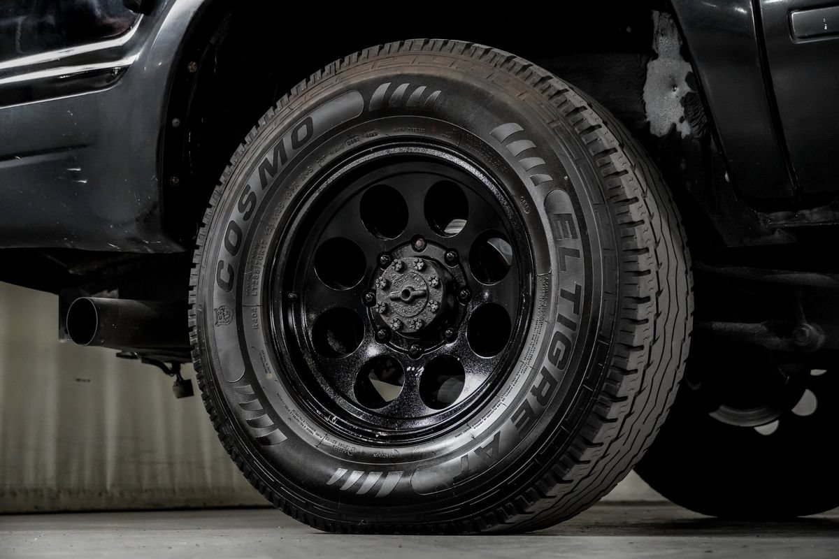 Used 2004 Ford Excursion Limited AWD/4WD image 49