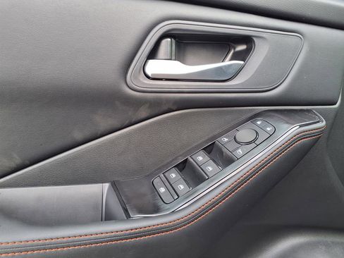 New 2026 Nissan Rogue SV image 24