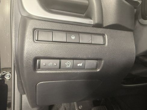 Used 2026 Nissan Rogue Dark Armor FWD image 20