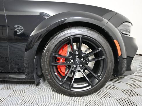 Used 2022 Dodge Charger SRT Hellcat w/ Harman/Kardon Audio Group RWD image 11