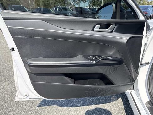 Used 2023 Kia K5 GT-Line image 20