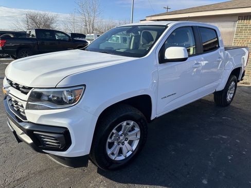 Used 2021 Chevrolet Colorado LT image 3
