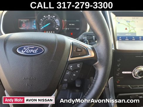 Used 2020 Ford Edge Titanium AWD/4WD image 24