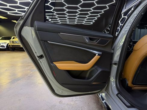 Used 2022 Audi RS 6 AWD/4WD image 19