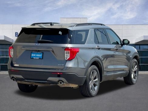 Used 2023 Ford Explorer XLT w/ Equipment Group 202A AWD/4WD image 38