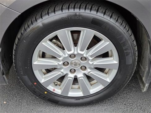 Used 2017 Toyota Sienna Limited Premium w/ Advanced Technology Package image 9