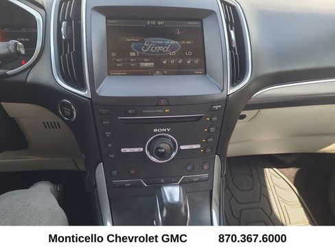 Used 2015 Ford Edge Titanium w/ Equipment Group 302A AWD/4WD image 22