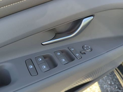 New 2026 Hyundai Elantra Sport image 16