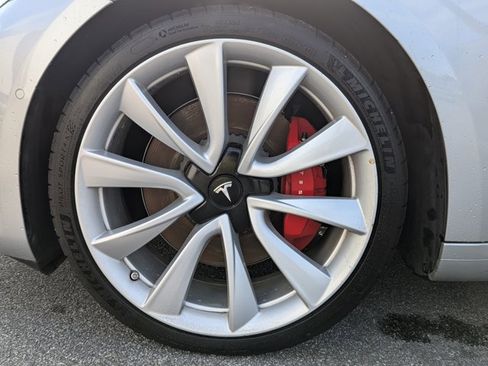 Used 2018 Tesla Model 3 Long Range image 13