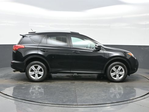 Used 2013 Toyota RAV4 XLE image 7