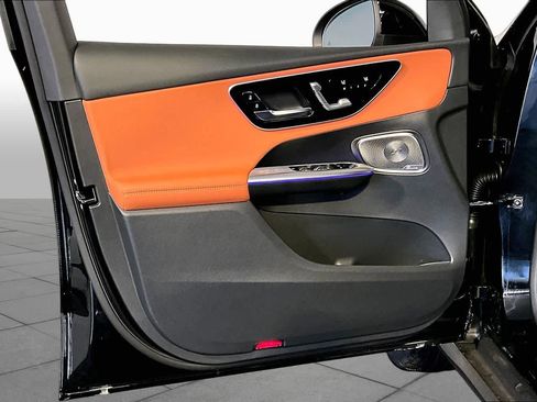 New 2026 Mercedes-Benz GLC 300 4MATIC image 11