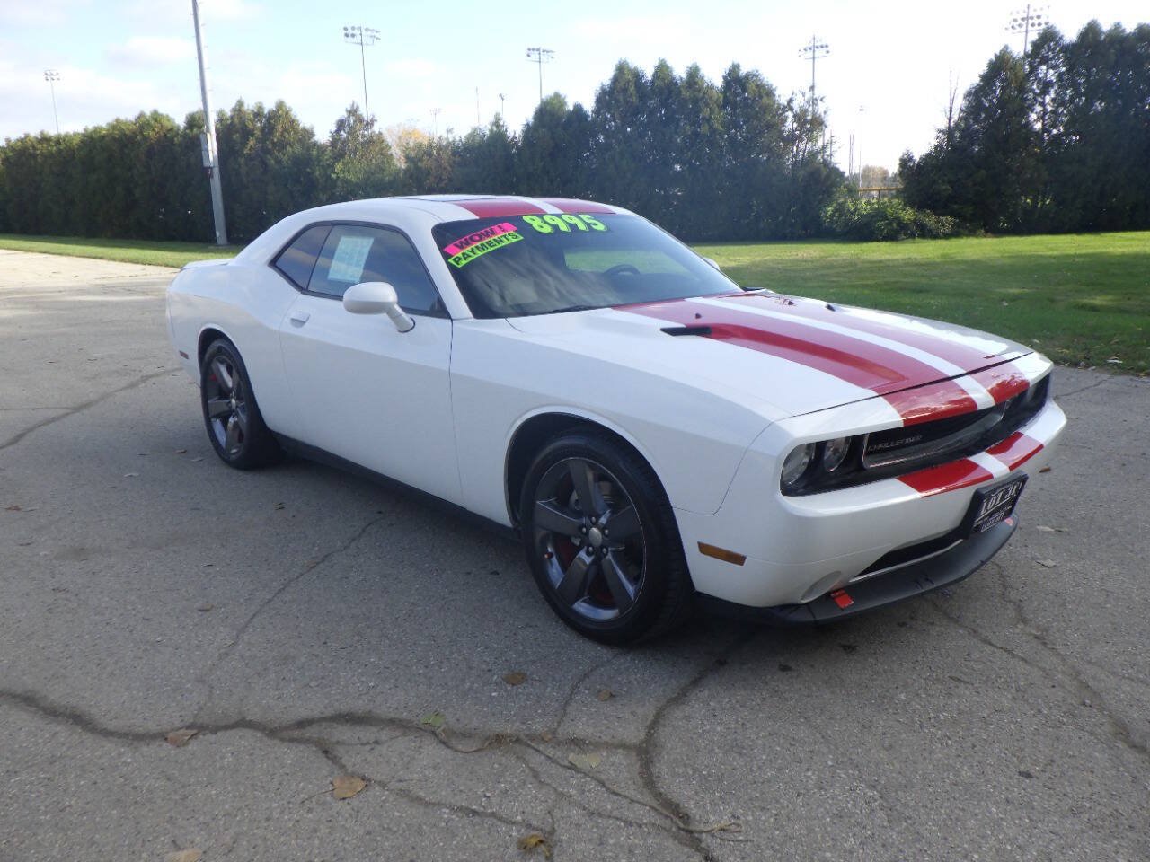 Used 2013 Dodge Challenger SXT RWD image 5
