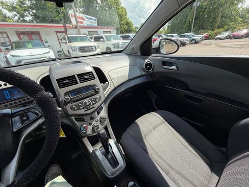 Used 2013 Chevrolet Sonic LT FWD image 21