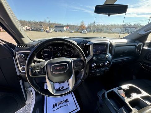 Used 2022 GMC Sierra 2500 SLE image 17