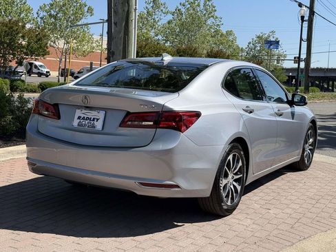 Used 2017 Acura TLX w/ Technology Package FWD image 6
