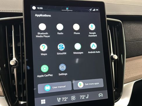 Used 2026 Volvo XC90 B6 Plus w/ Protection Package Premier image 17