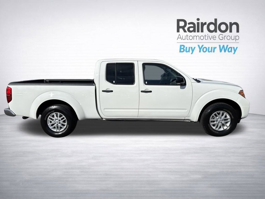 Used 2015 Nissan Frontier SL AWD/4WD image 8