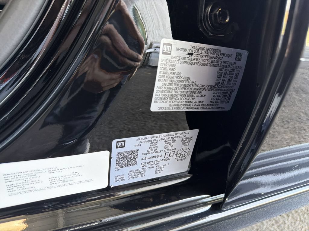 Certified 2024 GMC Sierra 3500 Denali Ultimate AWD/4WD image 36