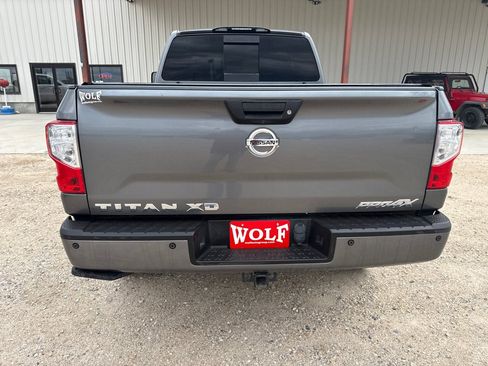 Used 2018 Nissan Titan PRO-4X w/ Pro-4x Convenience Package AWD/4WD image 6