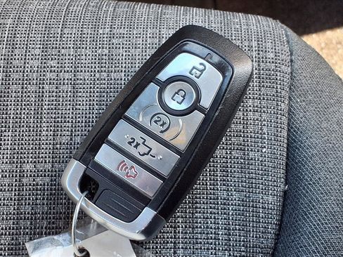 Used 2022 Ford F150 XLT w/ Equipment Group 302A High image 13