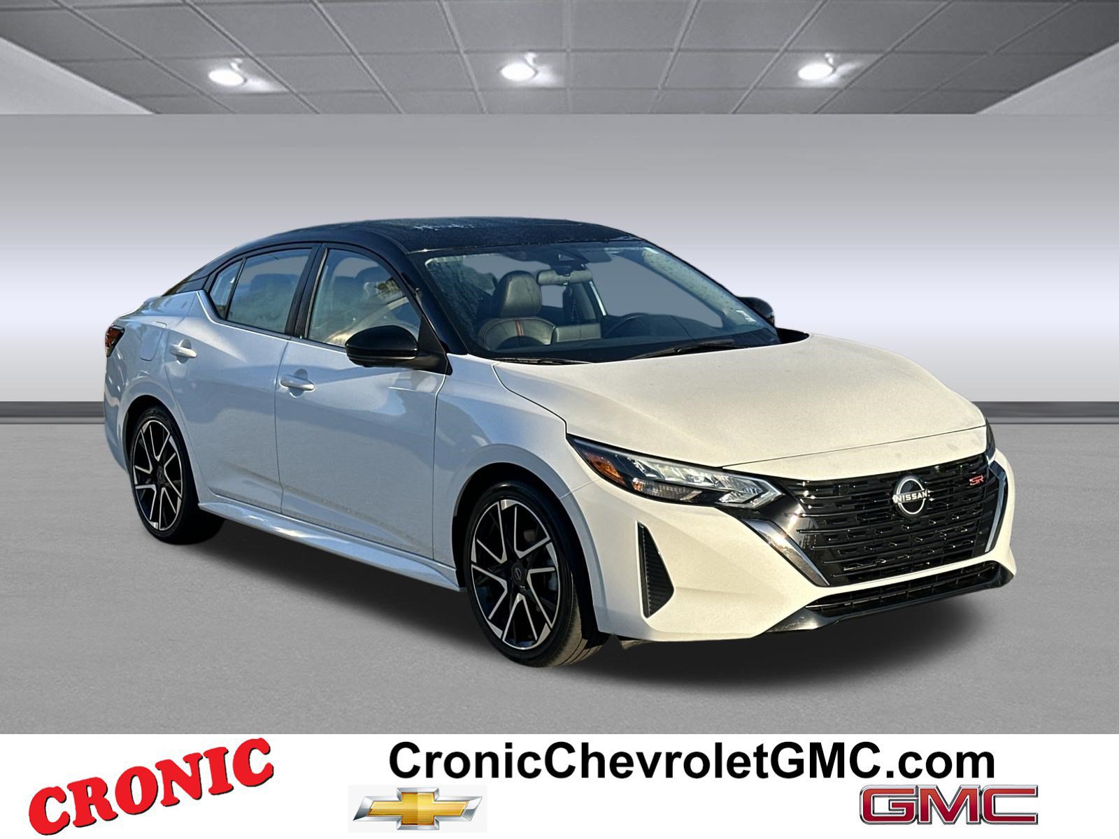Used 2025 Nissan Sentra SR w/ SR Premium Package FWD image 1