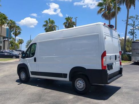 Used 2025 RAM ProMaster 2500 w/ Convenience Group FWD image 7