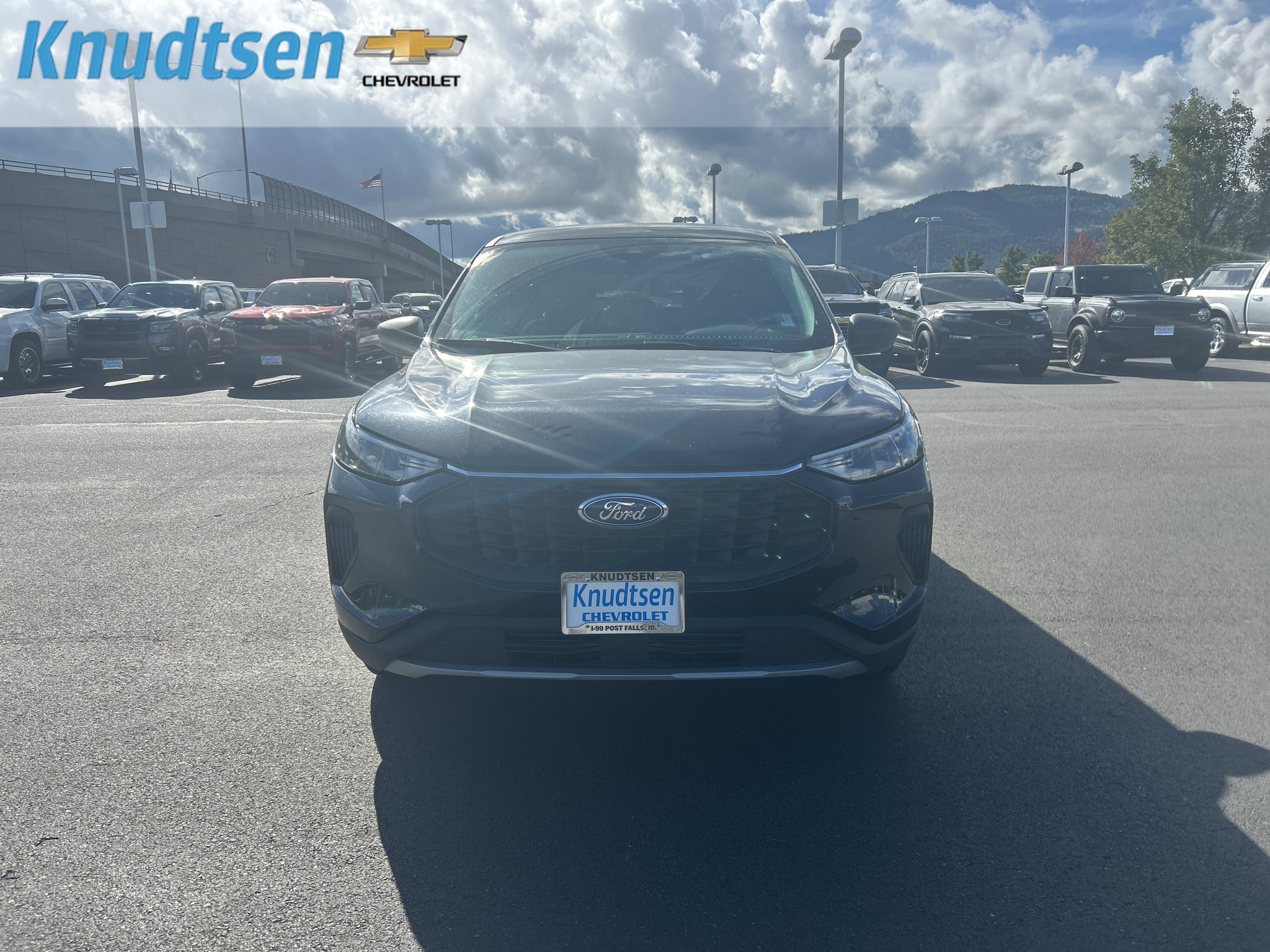 Used 2024 Ford Escape Active AWD/4WD image 2