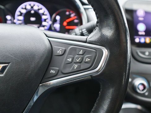 Used 2020 Chevrolet Malibu Premier image 19