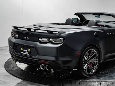 Used 2024 Chevrolet Camaro ZL1 RWD image 26