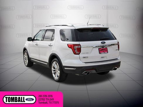 Used 2019 Ford Explorer Limited w/ Ford Safe & Smart Package FWD image 5