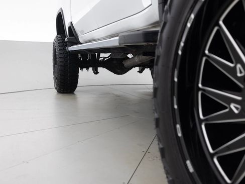 Used 2021 Chevrolet Silverado 2500 LTZ image 21