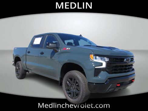 New 2026 Chevrolet Silverado 1500 LT Trail Boss w/ Convenience Package II image 2