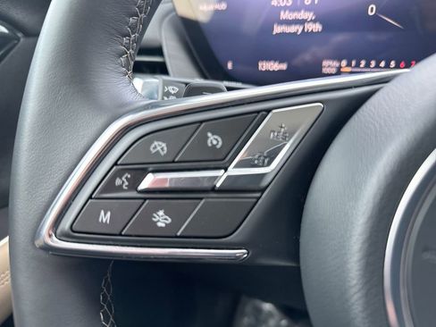 Certified 2025 Buick Envision Preferred image 36