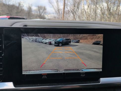 Used 2024 GMC Sierra 1500 Elevation image 15