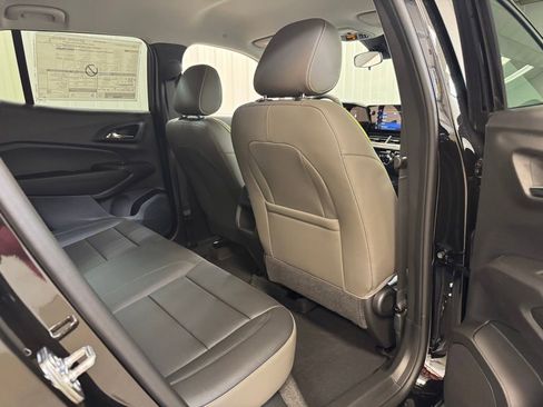 New 2026 Chevrolet Trax ACTIV FWD image 24