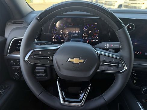 New 2026 Chevrolet Suburban High Country image 12