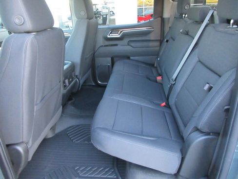 New 2026 Chevrolet Silverado 1500 LT Trail Boss w/ Convenience Package II image 17