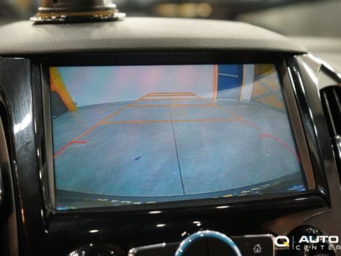 Used 2017 Chevrolet Cruze Premier image 20