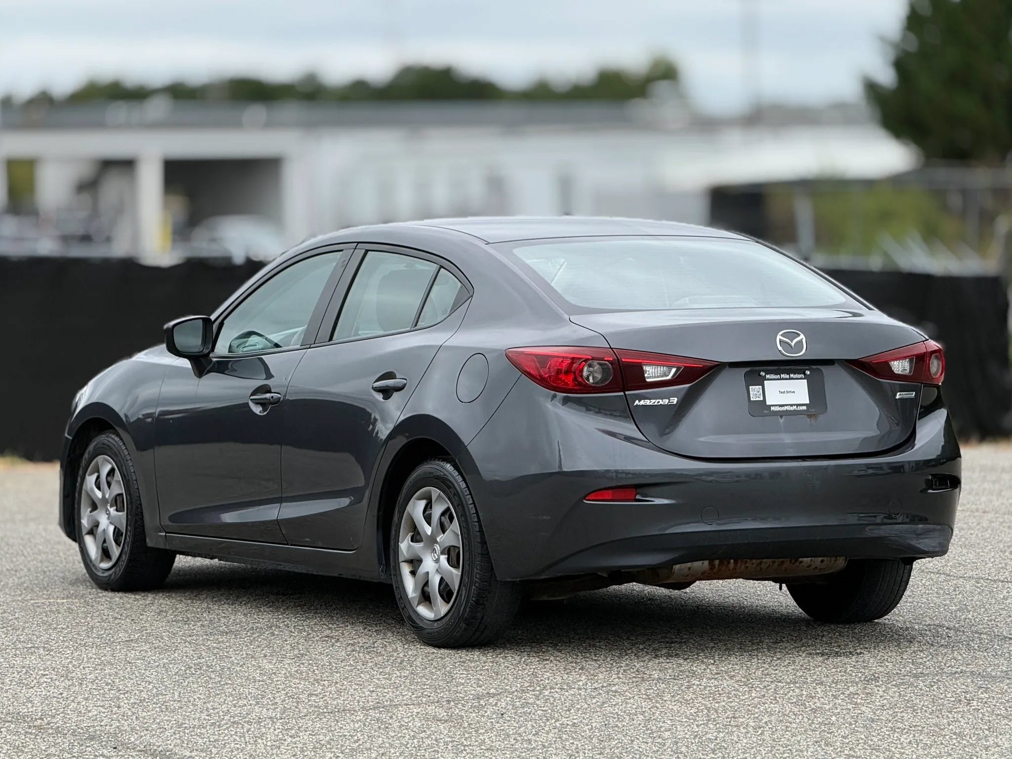 Used 2014 MAZDA MAZDA3 i SV FWD image 10